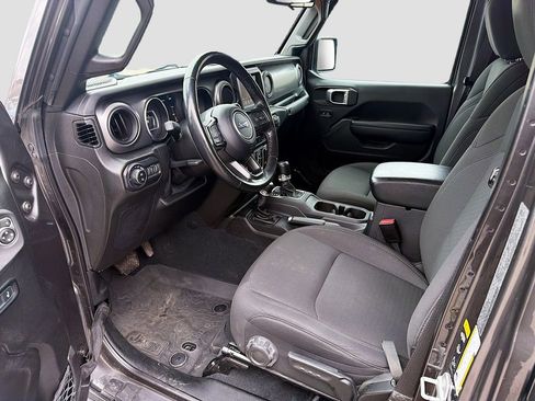 Used 2022 Jeep Gladiator Sport image 26