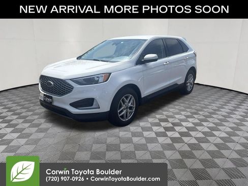 Used 2024 Ford Edge SEL AWD/4WD image 3