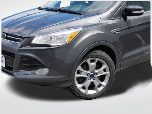 Used 2016 Ford Escape Titanium FWD image 30