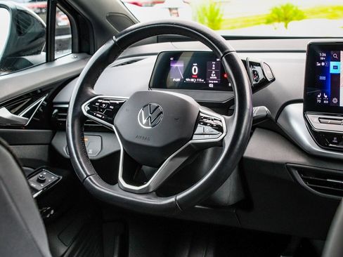 Used 2022 Volkswagen ID.4 Pro image 25