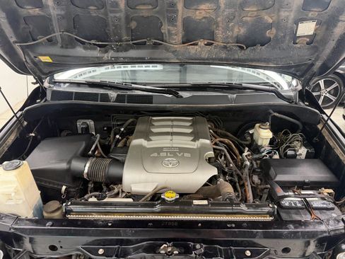 Used 2010 Toyota Tundra 4x4 Double Cab image 30