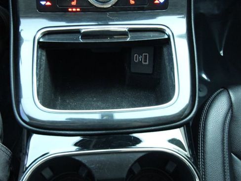 Used 2023 Lincoln Nautilus FWD w/ Premium Package image 27