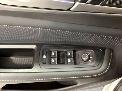 Certified 2024 Volkswagen Atlas Cross Sport SE w/ Adventure Package AWD/4WD image 18
