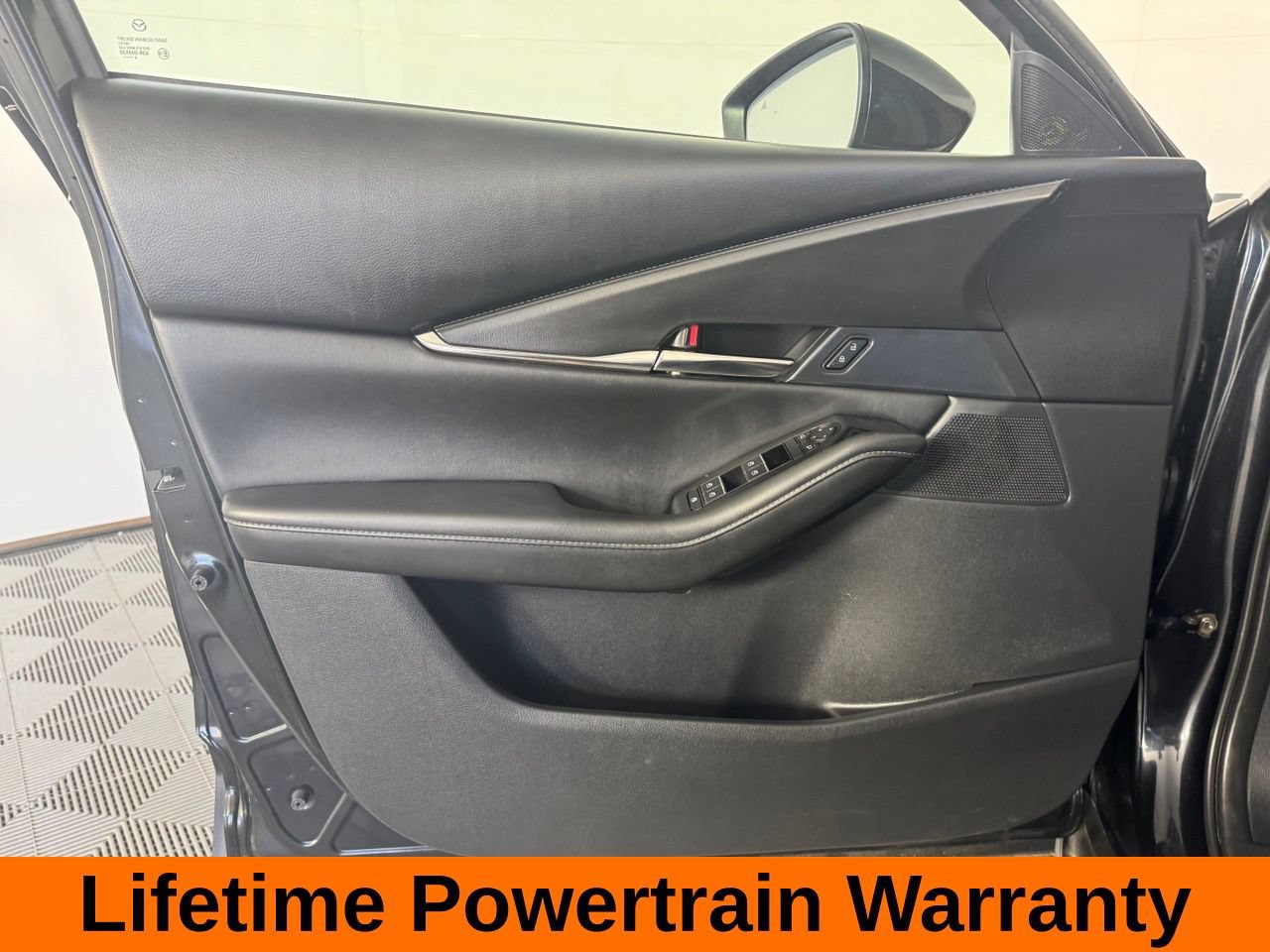 Used 2025 MAZDA CX-30 AWD 2.5 S w/ Preferred Package image 11