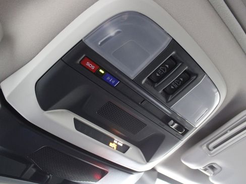 Certified 2024 Subaru Crosstrek 2.0i Premium image 18