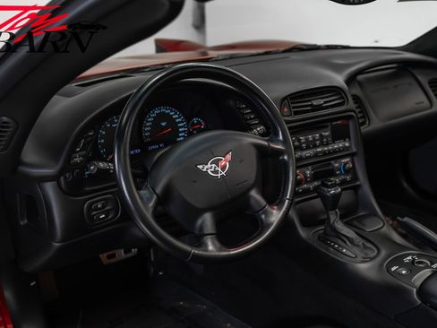 Used 2001 Chevrolet Corvette Convertible w/ Preferred Equipment Group2 image 34