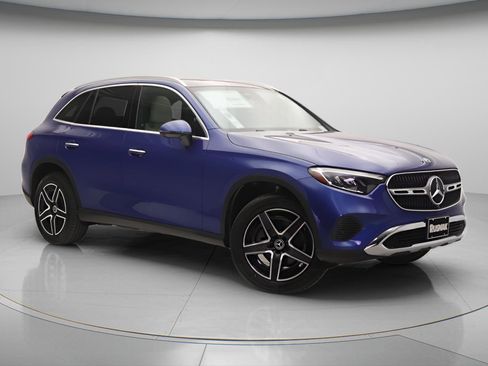 New 2026 Mercedes-Benz GLC 300 image 13
