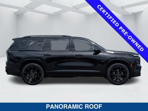 Used 2024 Chevrolet Traverse RS FWD image 4