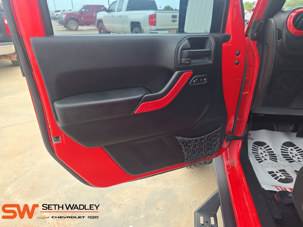 Used 2015 Jeep Wrangler Unlimited Sport w/ Quick Order Package 24S AWD/4WD image 24