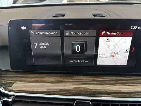 Used 2018 BMW 530e image 32