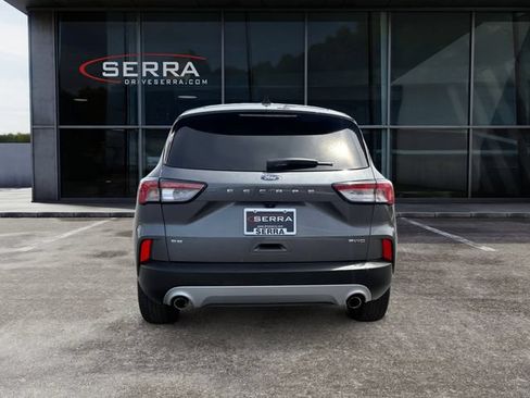 Used 2021 Ford Escape SE w/ Convenience Package AWD/4WD image 4