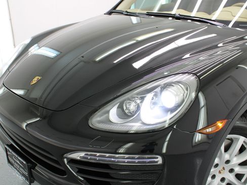Used 2012 Porsche Cayenne image 17