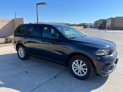 Certified 2025 Dodge Durango GT RWD image 4