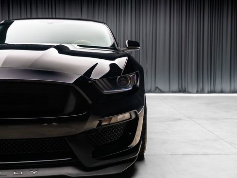 Used 2016 Ford Mustang Shelby GT350R w/ GT350R Equipment Group 920A RWD image 24