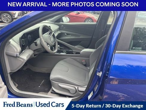 Certified 2024 Hyundai Elantra SEL w/ Convenience Package FWD image 12