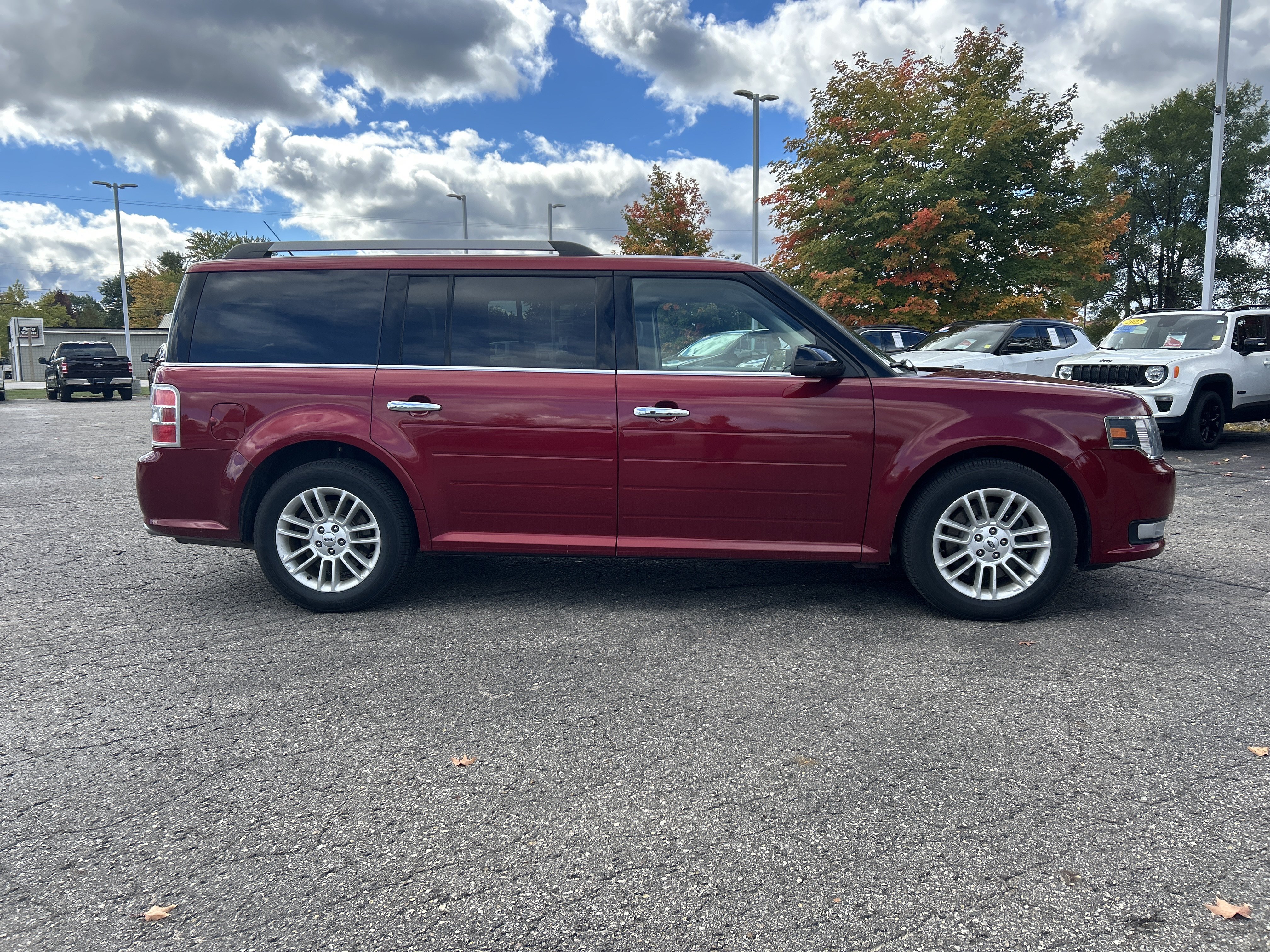 Used 2018 Ford Flex SEL w/ Equipment Group 202A AWD/4WD image 3