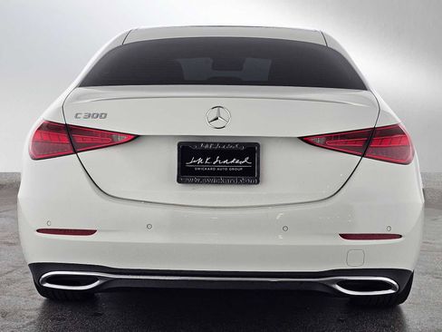 Used 2023 Mercedes-Benz C 300 Sedan image 4