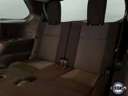 Used 2019 Nissan Pathfinder SV image 75