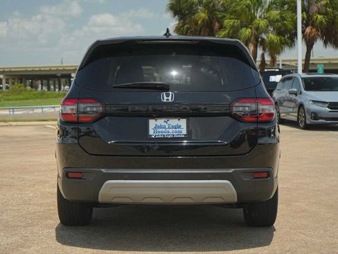 Used 2023 Honda Pilot EX-L image 5