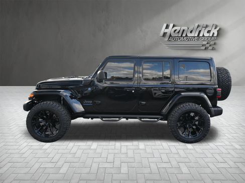 Used 2025 Jeep Wrangler Sahara w/ Safety Group image 9