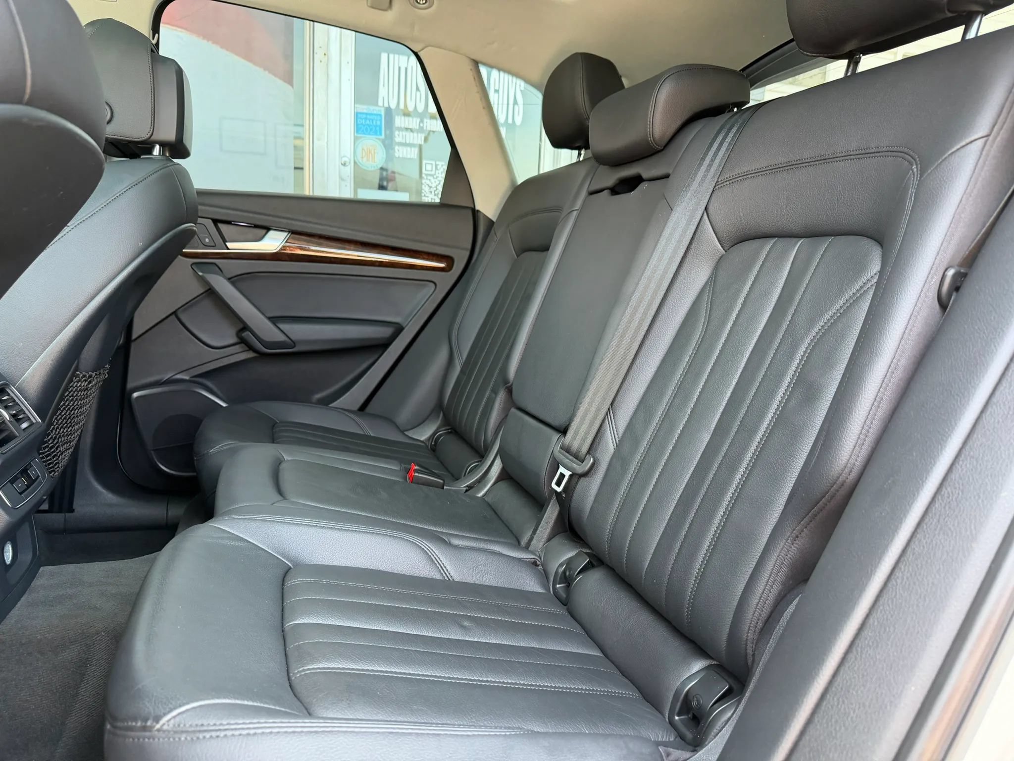 Used 2018 Audi Q5 2.0T Premium w/ Convenience Package AWD/4WD image 12