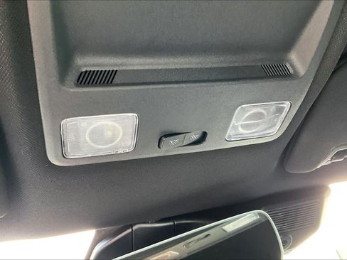 Used 2025 Ford Mustang Premium RWD image 31