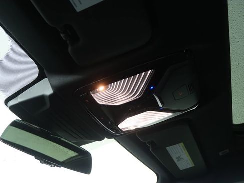 Used 2025 BMW X6 xDrive40i image 21