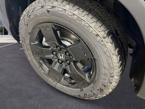 New 2026 Honda Ridgeline Black Edition image 10