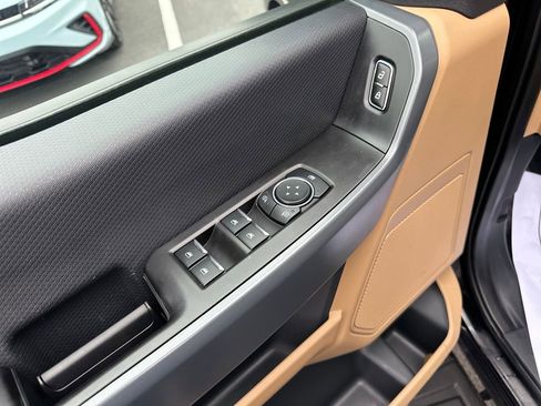 Used 2023 Ford F150 XLT image 15