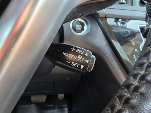 Used 2020 Toyota Sienna XLE Premium AWD/4WD image 10