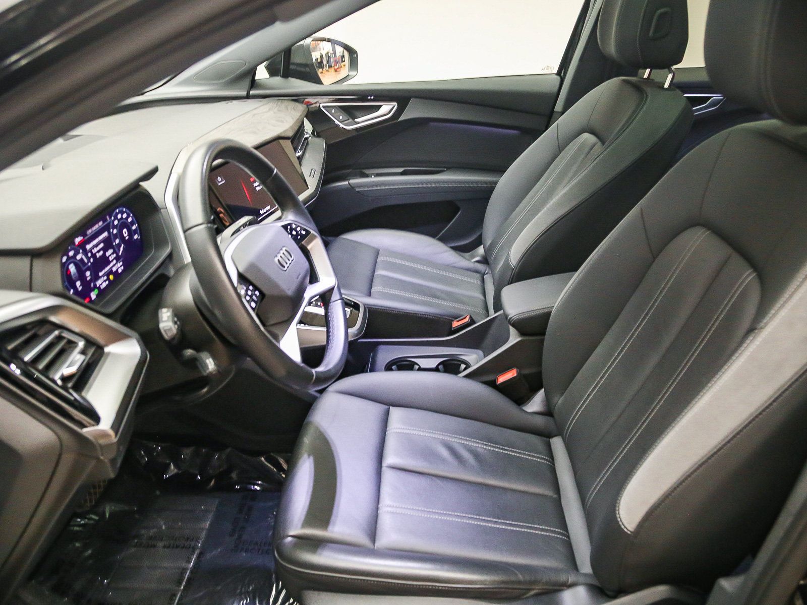 Certified 2023 Audi Q4 e-tron Premium w/ Convenience Package AWD/4WD image 19