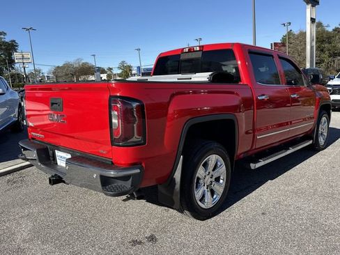 Used 2018 GMC Sierra 1500 SLT image 3