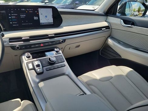 Used 2024 Hyundai Palisade Calligraphy FWD image 12