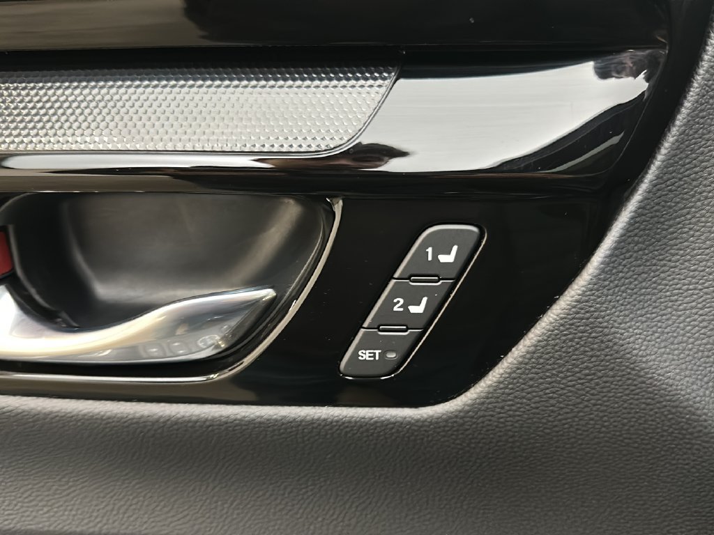 Certified 2026 Honda CR-V Sport Touring image 18