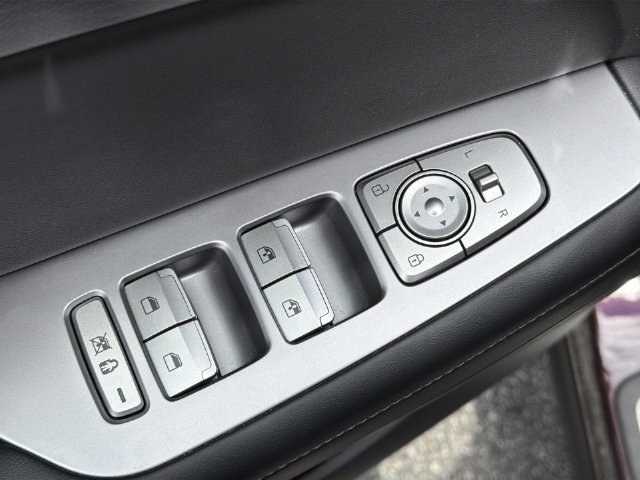 Used 2025 Hyundai Palisade Limited FWD image 35