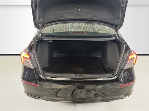 Used 2024 Honda Civic Sport image 23