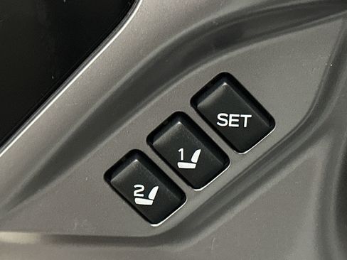 Used 2023 Subaru Outback Limited image 39