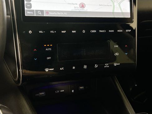 Used 2023 Hyundai Tucson Limited image 16