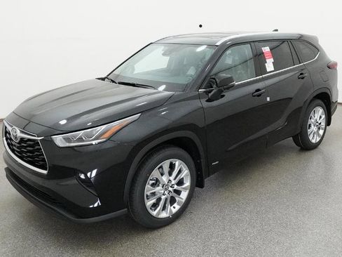 New 2026 Toyota Highlander Limited AWD/4WD image 1