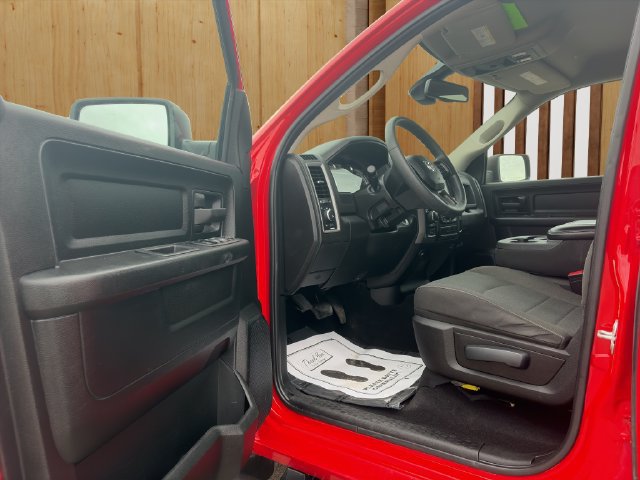 Used 2022 RAM 1500 Express w/ Wheel & Sound Group AWD/4WD image 19
