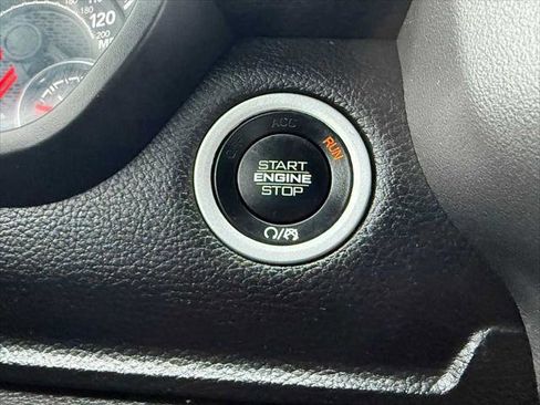 Certified 2023 RAM 1500 Big Horn image 29