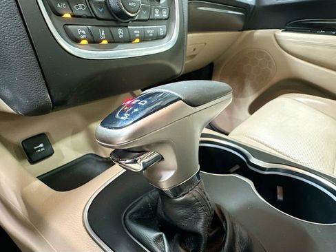 Used 2018 Dodge Durango Citadel w/ Technology Group AWD/4WD image 19