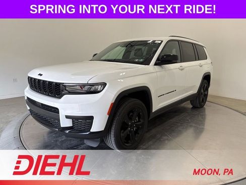 Used 2024 Jeep Grand Cherokee L Altitude AWD/4WD image 3