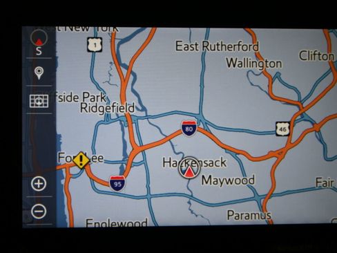 Used 2019 Toyota C-HR Limited image 15