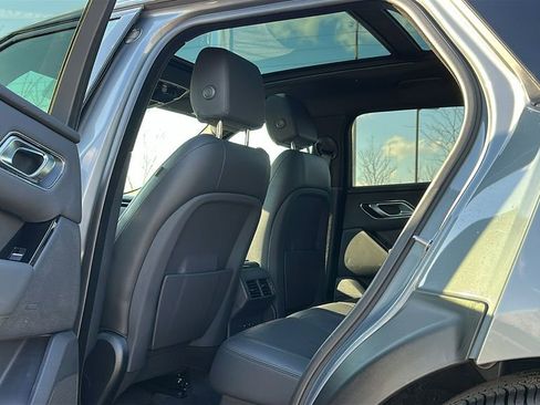 Certified 2025 Land Rover Range Rover Velar Dynamic SE image 21