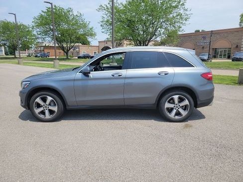 Used 2019 Mercedes-Benz GLC 300 4MATIC image 4