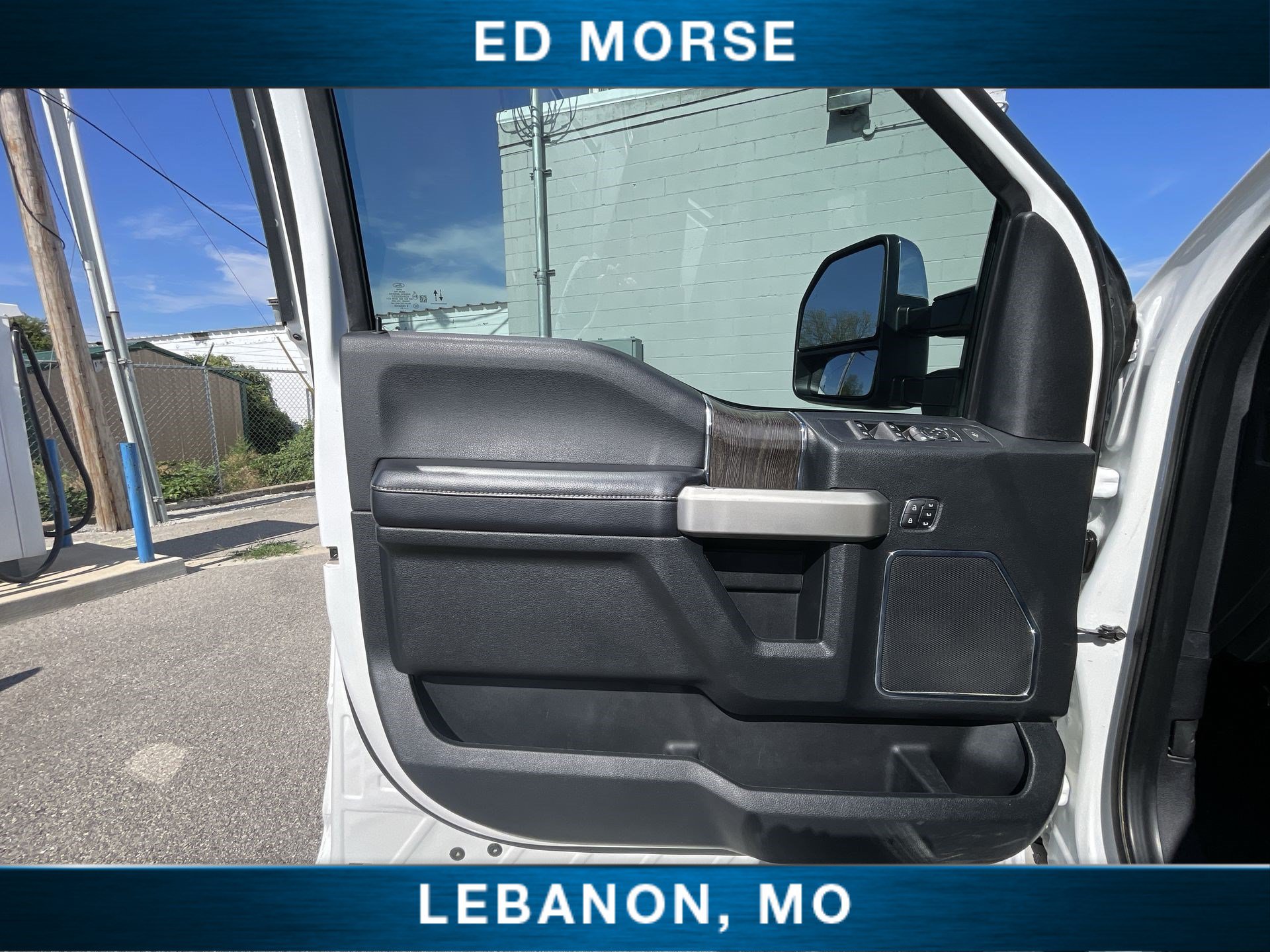 Used 2021 Ford F350 Lariat w/ Lariat Ultimate Package AWD/4WD image 23