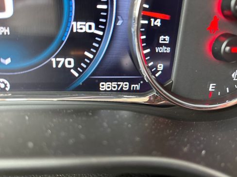 Used 2019 GMC Acadia Denali w/ Technology Package AWD/4WD image 19