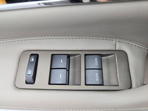 Used 2012 Lincoln MKX FWD image 28