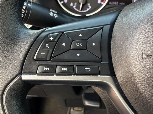 Used 2024 Nissan Sentra SV FWD image 23